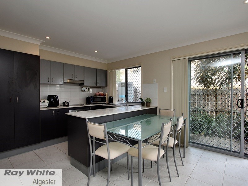 2/360 Benhiam Street, Calamvale QLD 4116