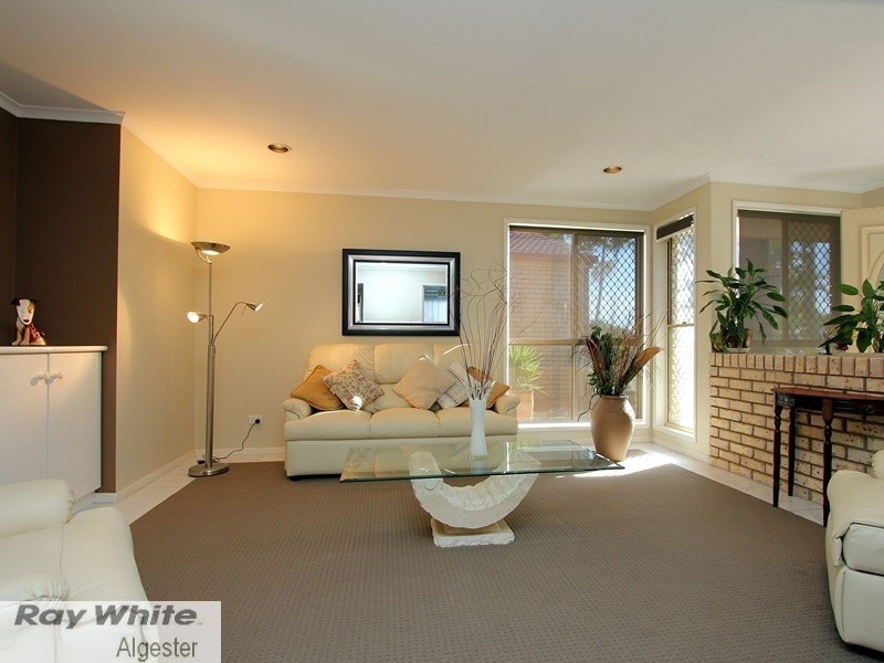 19 Copeton Crescent, Parkinson QLD 4115