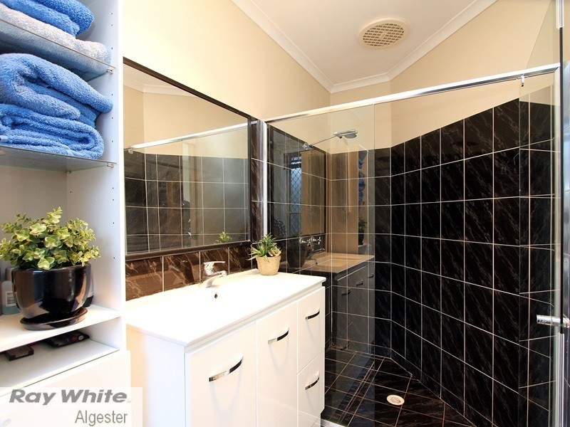 19 Copeton Crescent, Parkinson QLD 4115