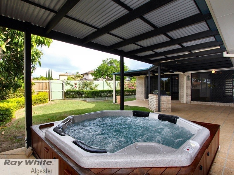 36 Bonneville Crescent, Parkinson QLD 4115