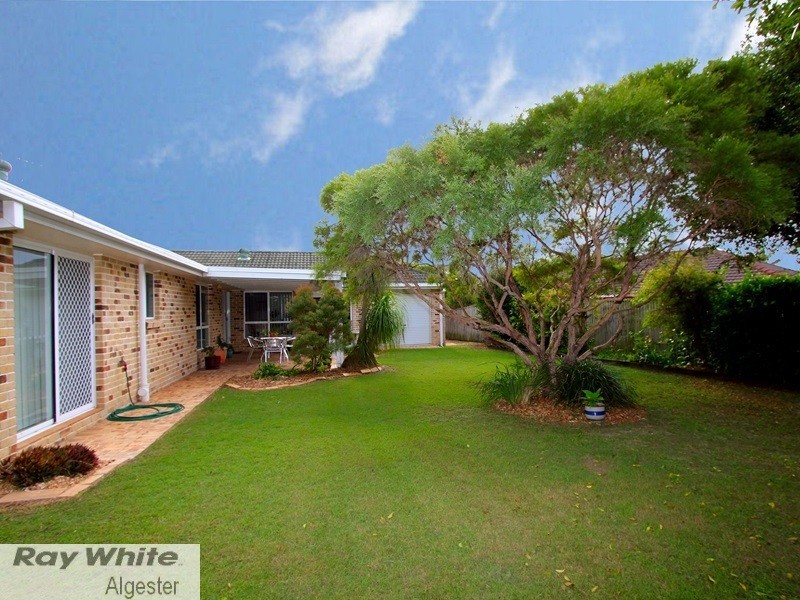 106 Bannockburn Crescent, Parkinson QLD 4115