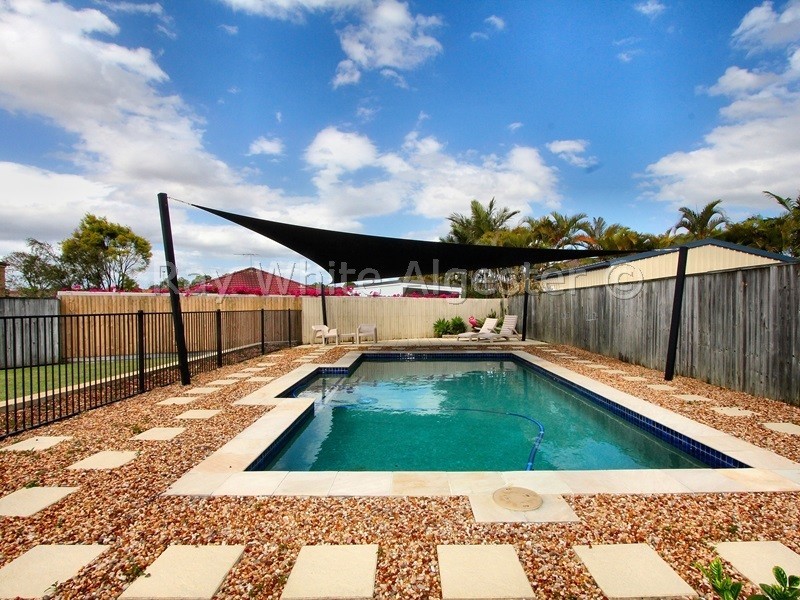 20 Conimbla Close, Parkinson QLD 4115
