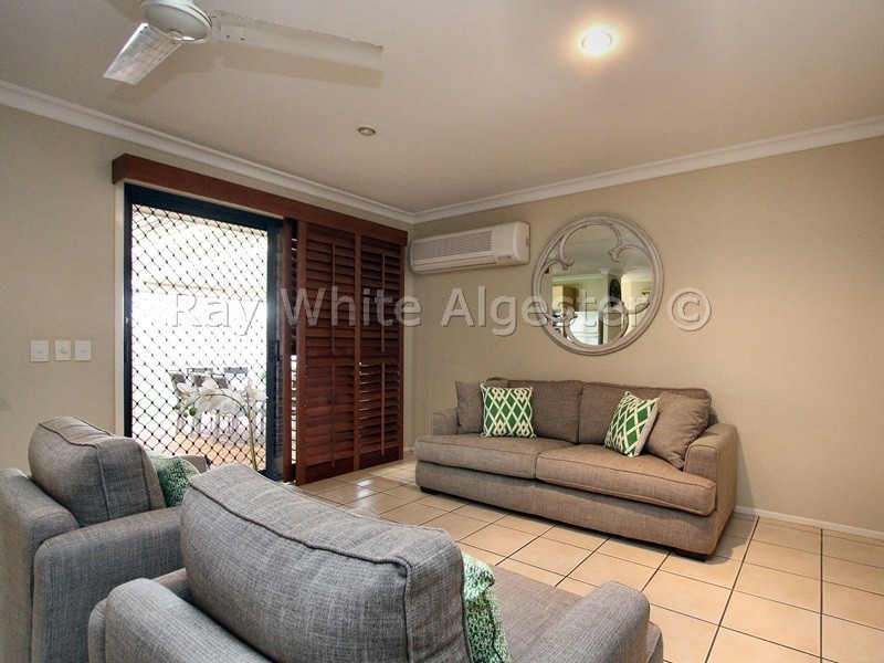 20 Conimbla Close, Parkinson QLD 4115