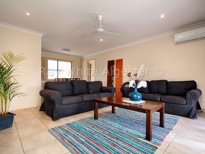 2 Bangalow Street, Algester QLD 4115