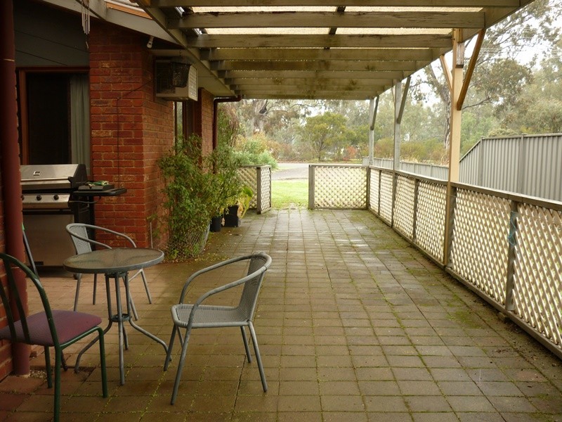 37 Hurt, Violet Town VIC 3669