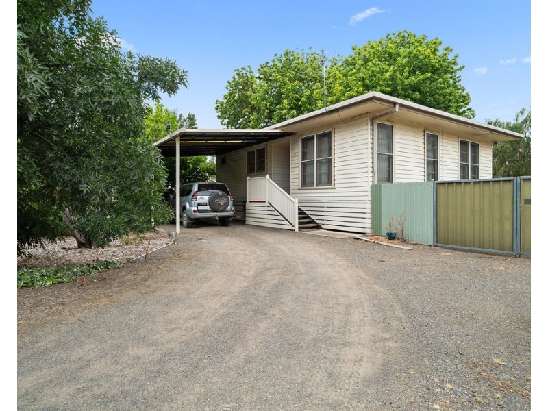 12 Daisy Street, Violet Town VIC 3669