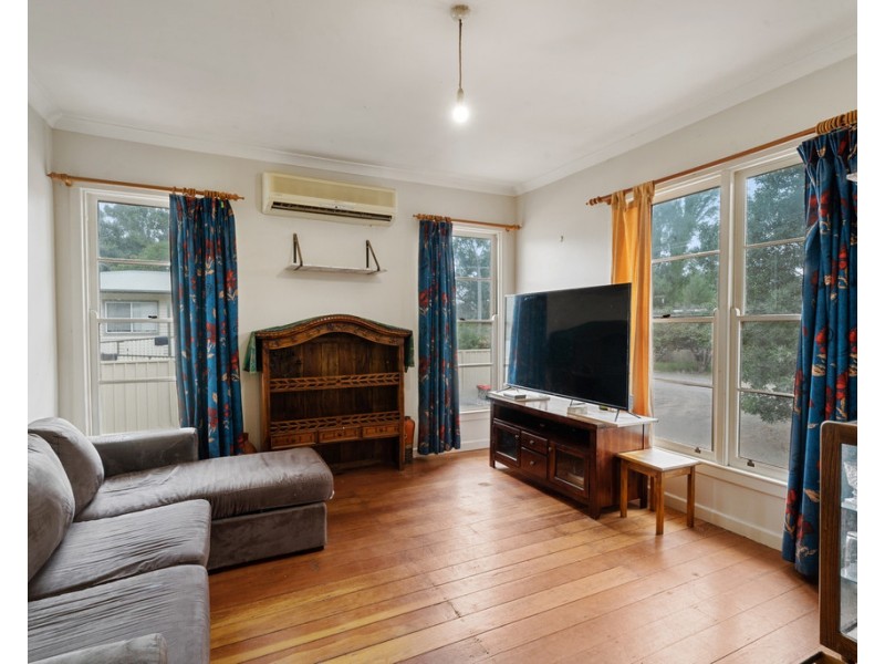 12 Daisy Street, Violet Town VIC 3669