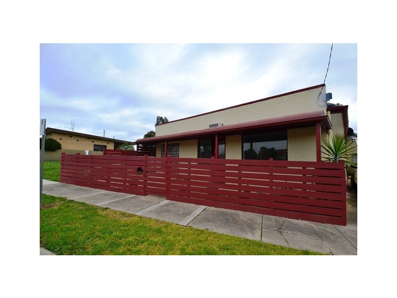 113 High, Seymour VIC 3660
