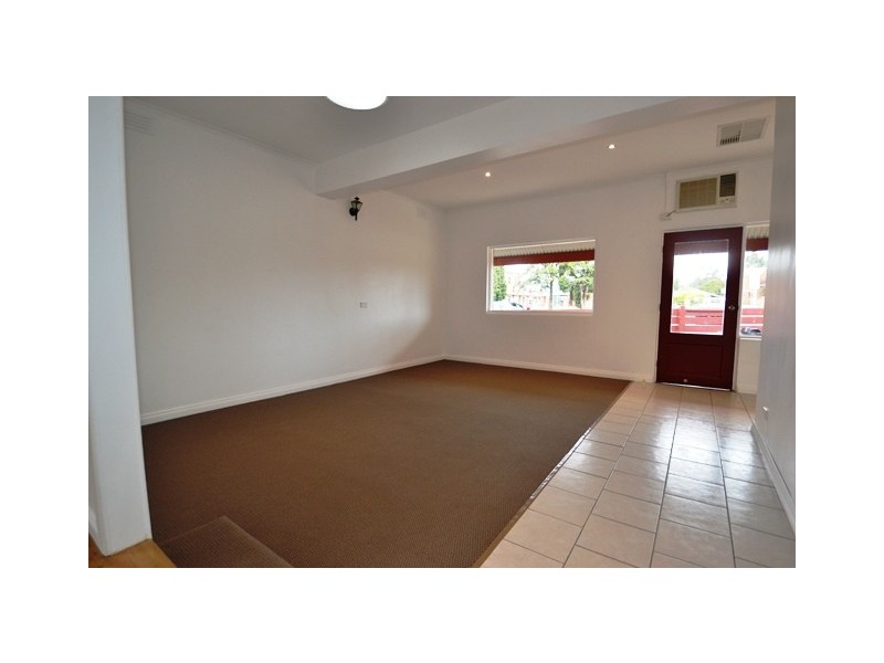 113 High, Seymour VIC 3660