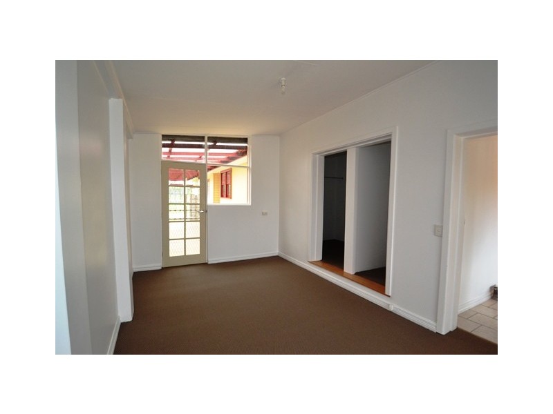 113 High, Seymour VIC 3660