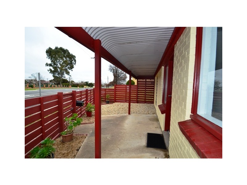 113 High, Seymour VIC 3660