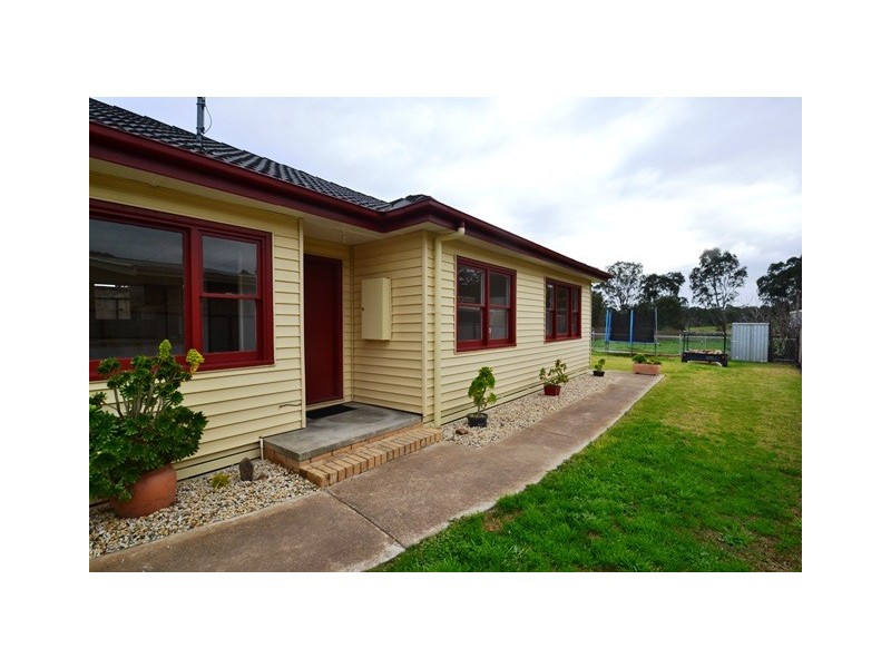 113 High, Seymour VIC 3660