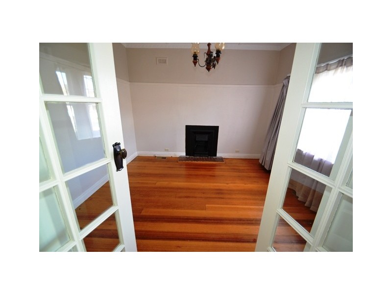 23 Park Street, Seymour VIC 3660