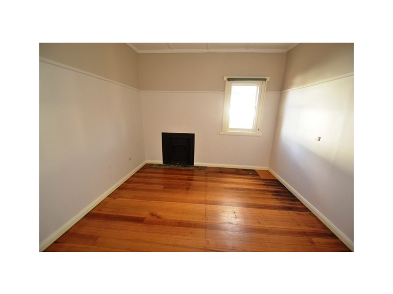 23 Park Street, Seymour VIC 3660