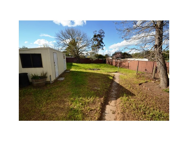 23 Park Street, Seymour VIC 3660