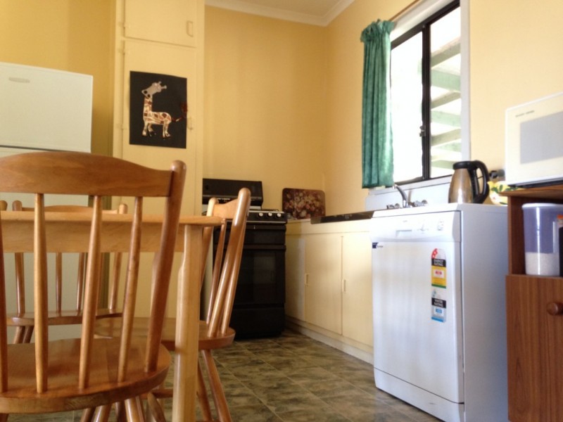 65 Chisholm Crescent, Seymour VIC 3660