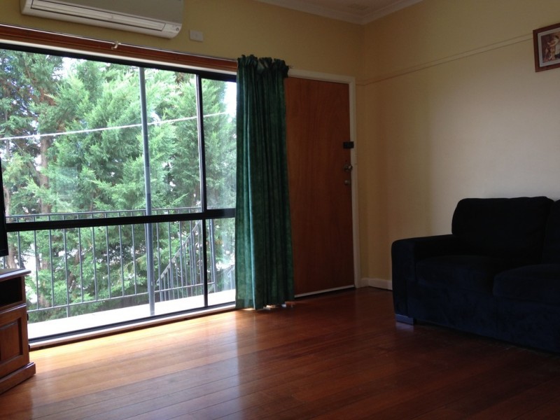 65 Chisholm Crescent, Seymour VIC 3660