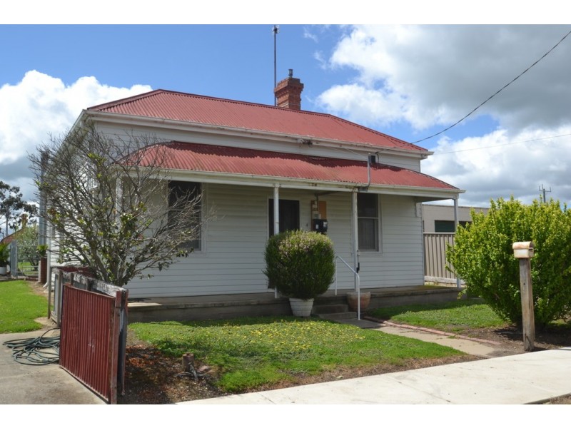 4 President Street, Seymour VIC 3660