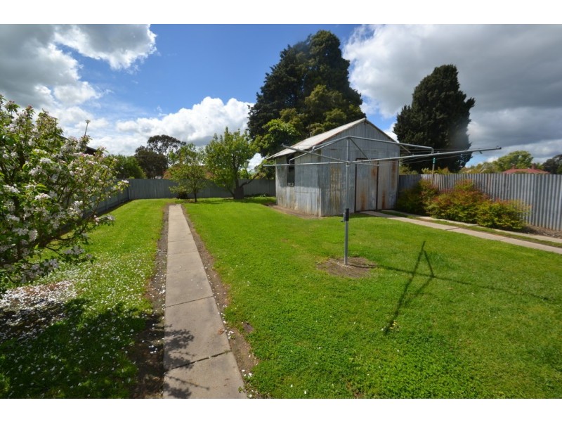 4 President Street, Seymour VIC 3660