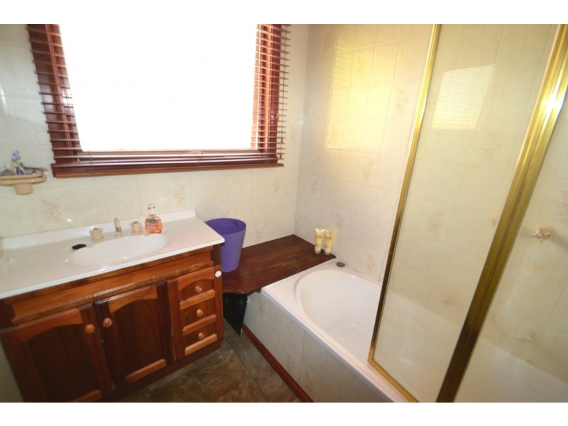 7 Loco Street, Seymour VIC 3660