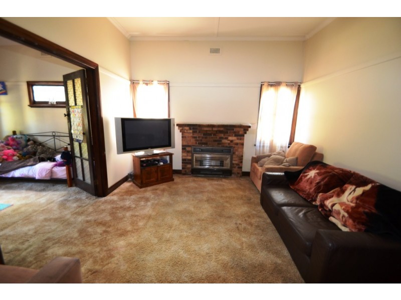 7 Loco Street, Seymour VIC 3660