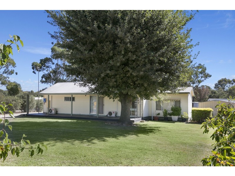 185 Delatite Road, Seymour VIC 3660