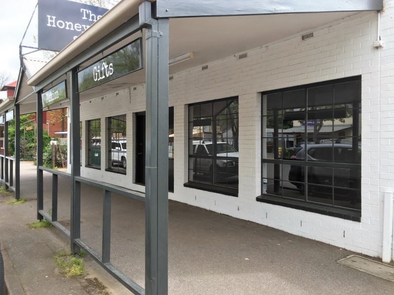 47 Cowslip Street, Violet Town VIC 3669