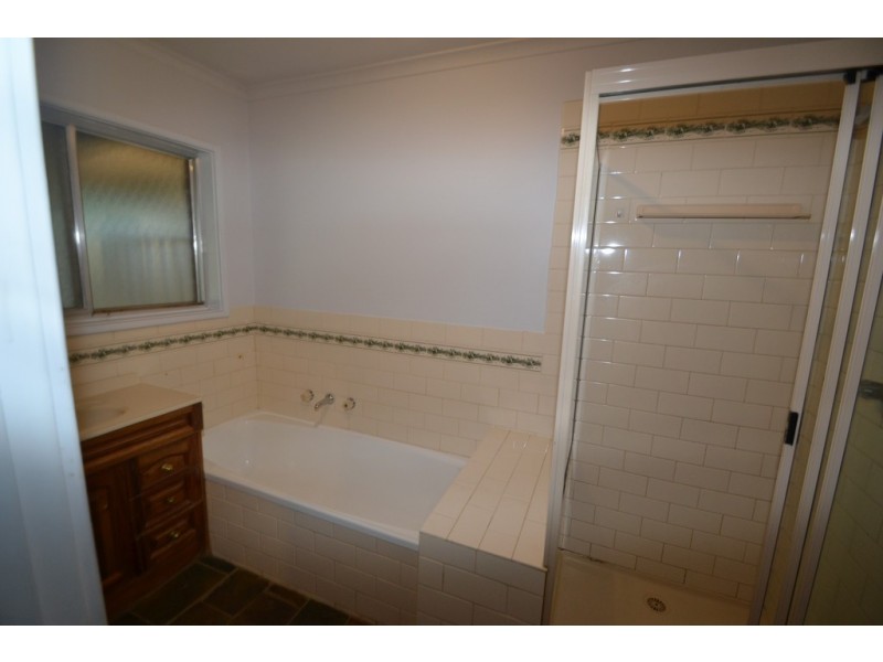 2 O’Shea Court, Seymour VIC 3660