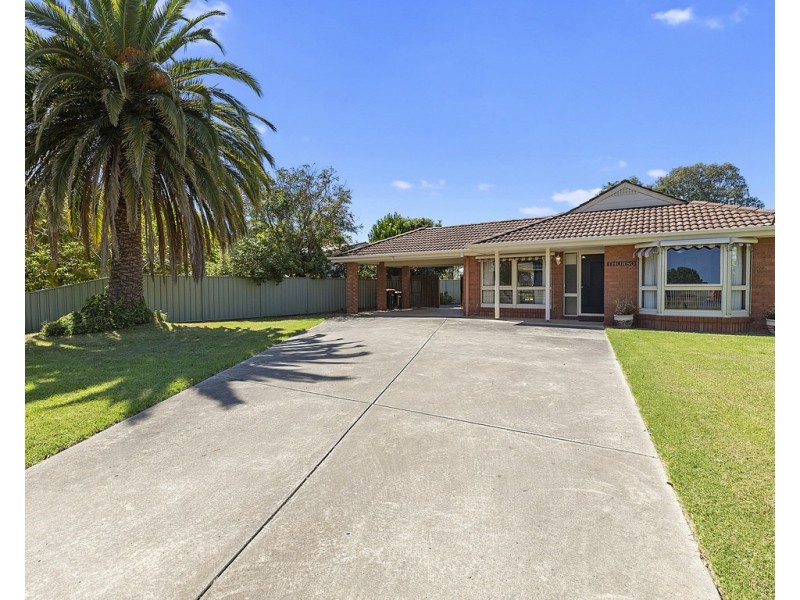 17 Guild Street, Seymour VIC 3660