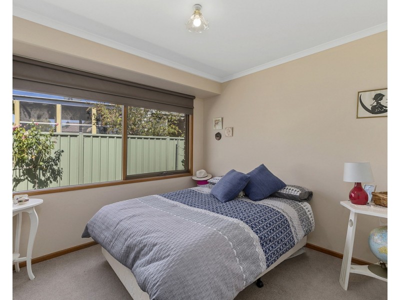 17 Guild Street, Seymour VIC 3660