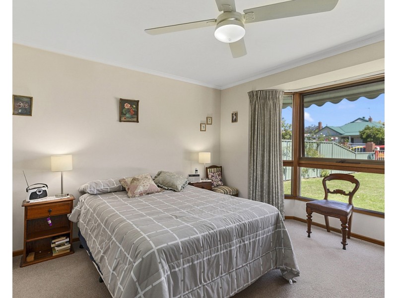 17 Guild Street, Seymour VIC 3660