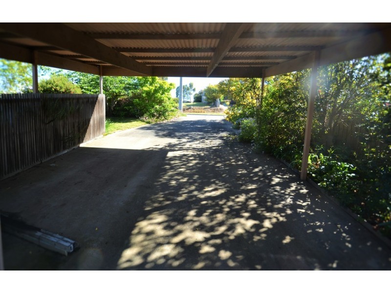 44 Hanley Cres, Seymour VIC 3660