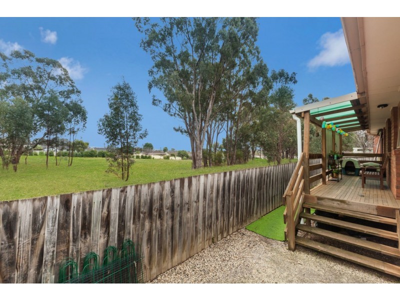 2/11 Delatite Road, Seymour VIC 3660