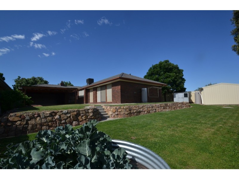 9 Heffey Court, Seymour VIC 3660