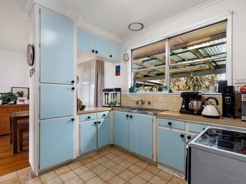 17 Howe Street, Seymour VIC 3660