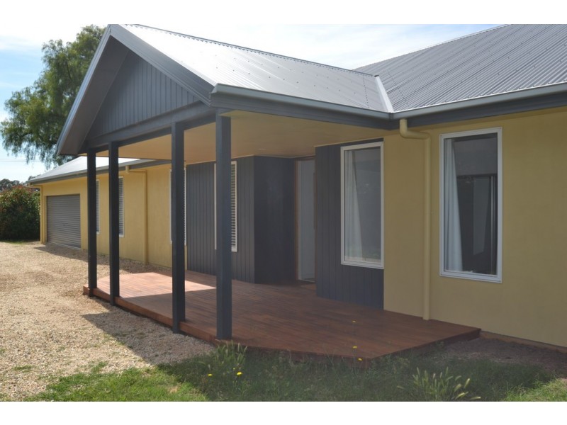 4 Jones Street, Avenel VIC 3664