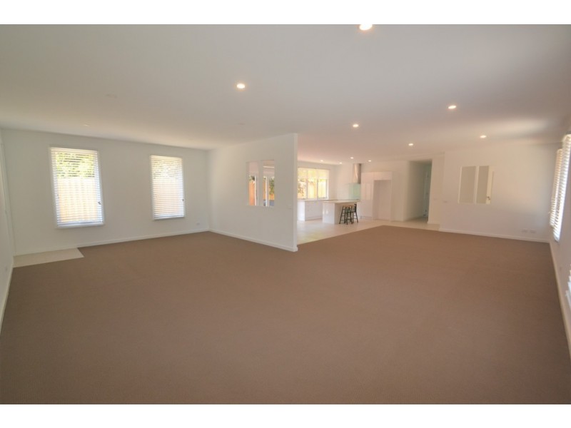 4 Jones Street, Avenel VIC 3664