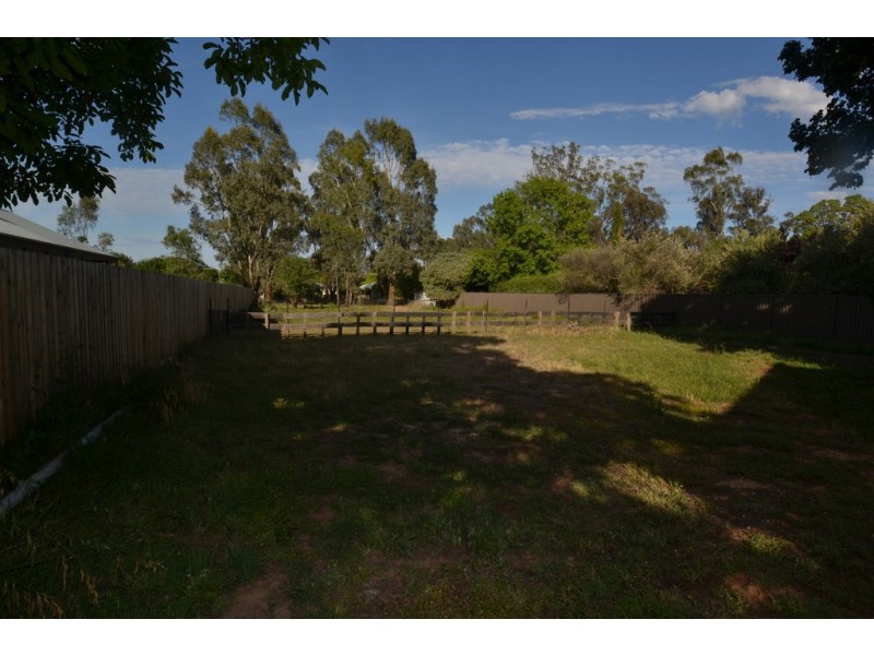 4 Jones Street, Avenel VIC 3664