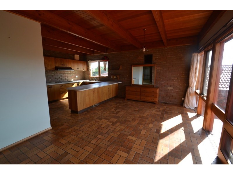 22 Priestley Cres, Seymour VIC 3660