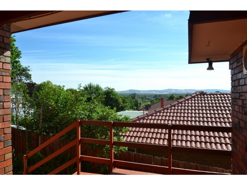 22 Priestley Cres, Seymour VIC 3660