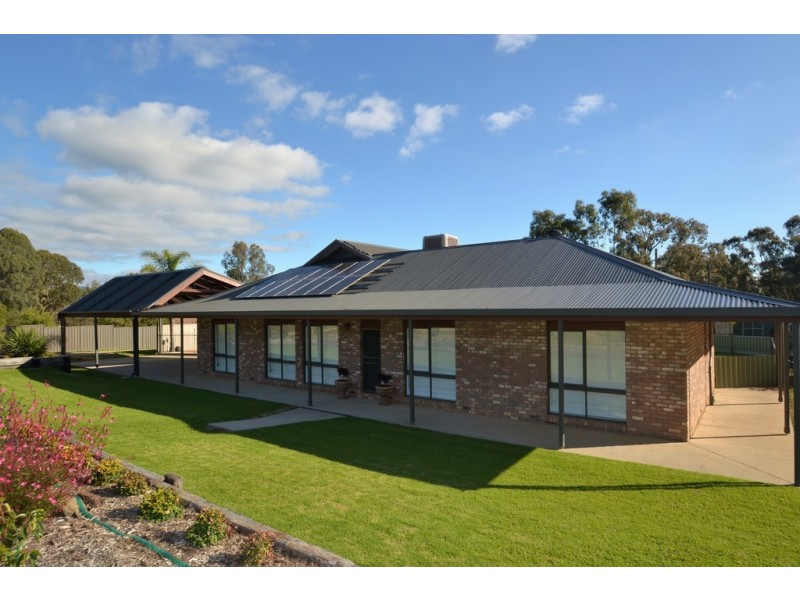 6 Dempsey Road, Seymour VIC 3660
