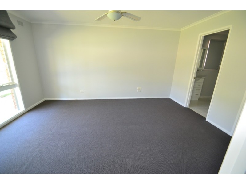 6 Dempsey Road, Seymour VIC 3660