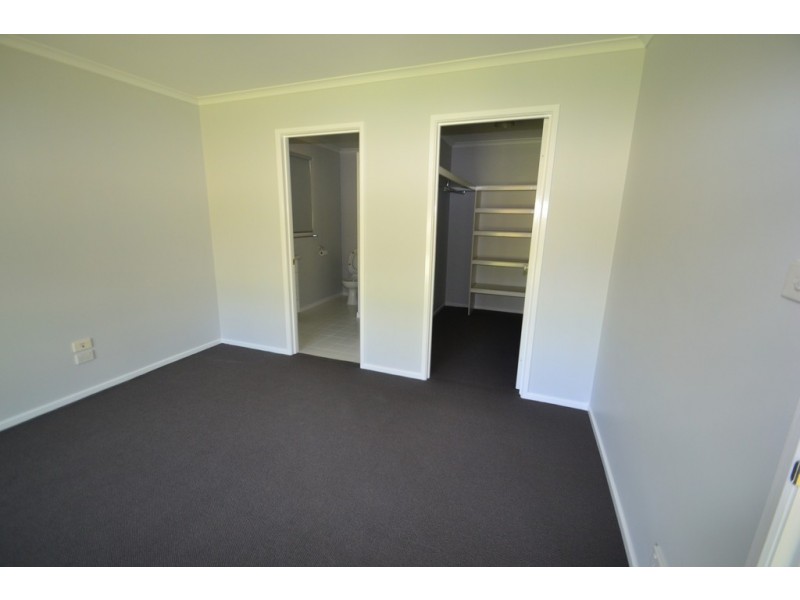 6 Dempsey Road, Seymour VIC 3660