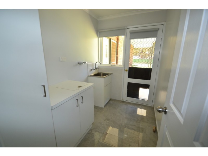 6 Dempsey Road, Seymour VIC 3660