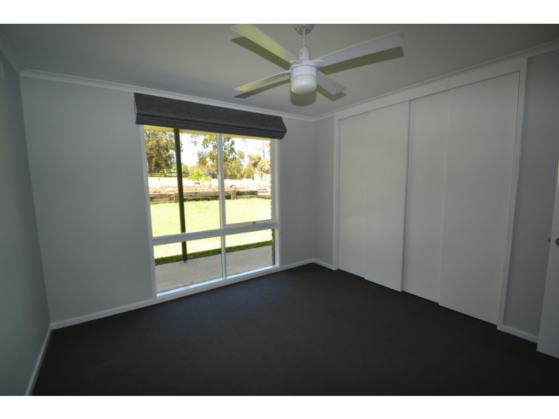 6 Dempsey Road, Seymour VIC 3660