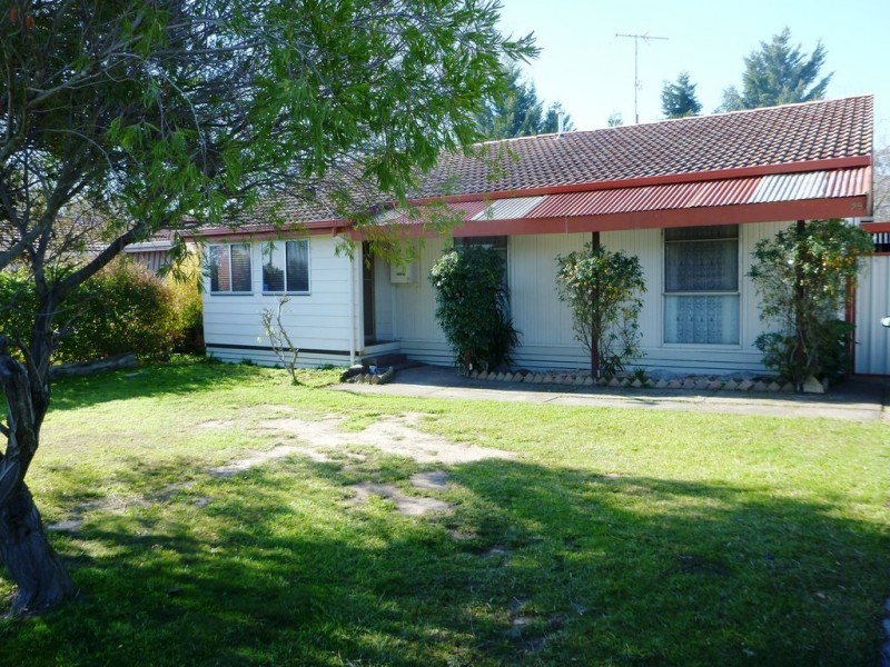 28 Sinclair Crescent, Seymour VIC 3660