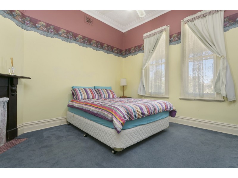 48 Anzac Ave, Seymour VIC 3660