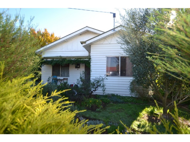 37 Wimble Street, Seymour VIC 3660