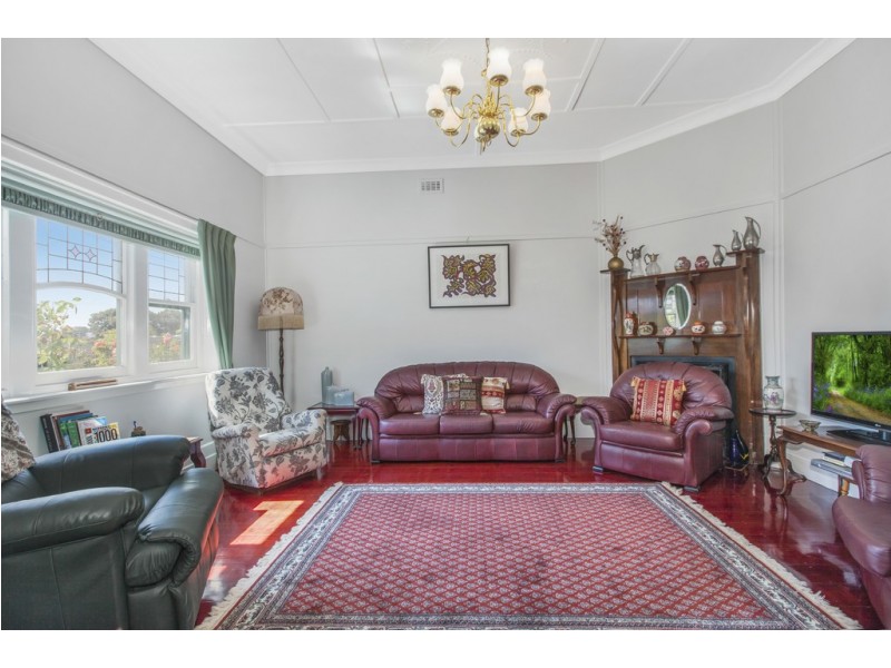 24 Railway Street, Seymour VIC 3660