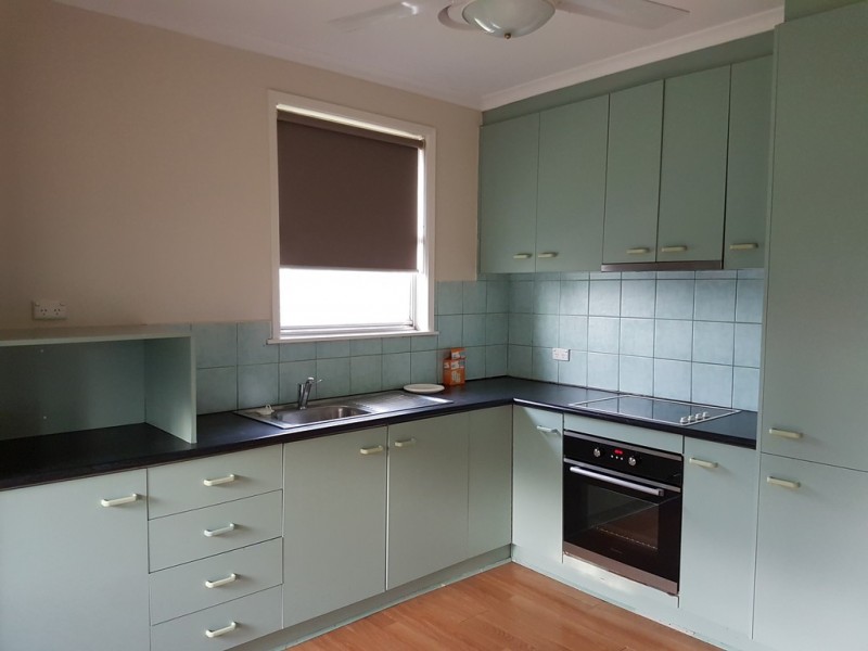 4 Sinclair Crescent, Seymour VIC 3660